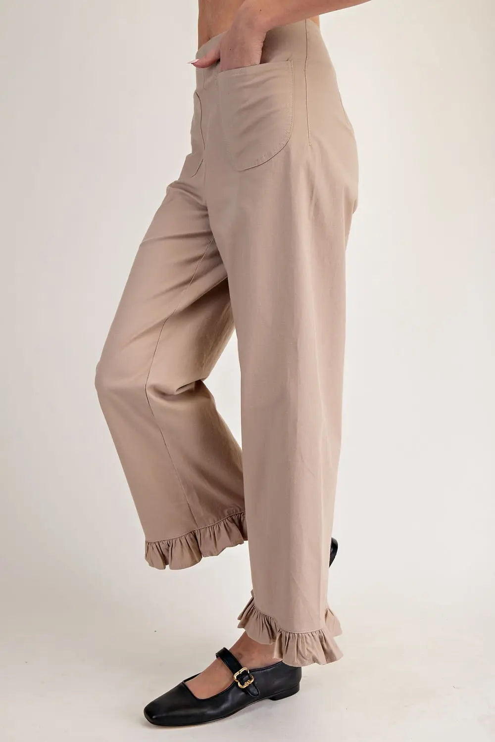 ee:some pants ruffled bottom