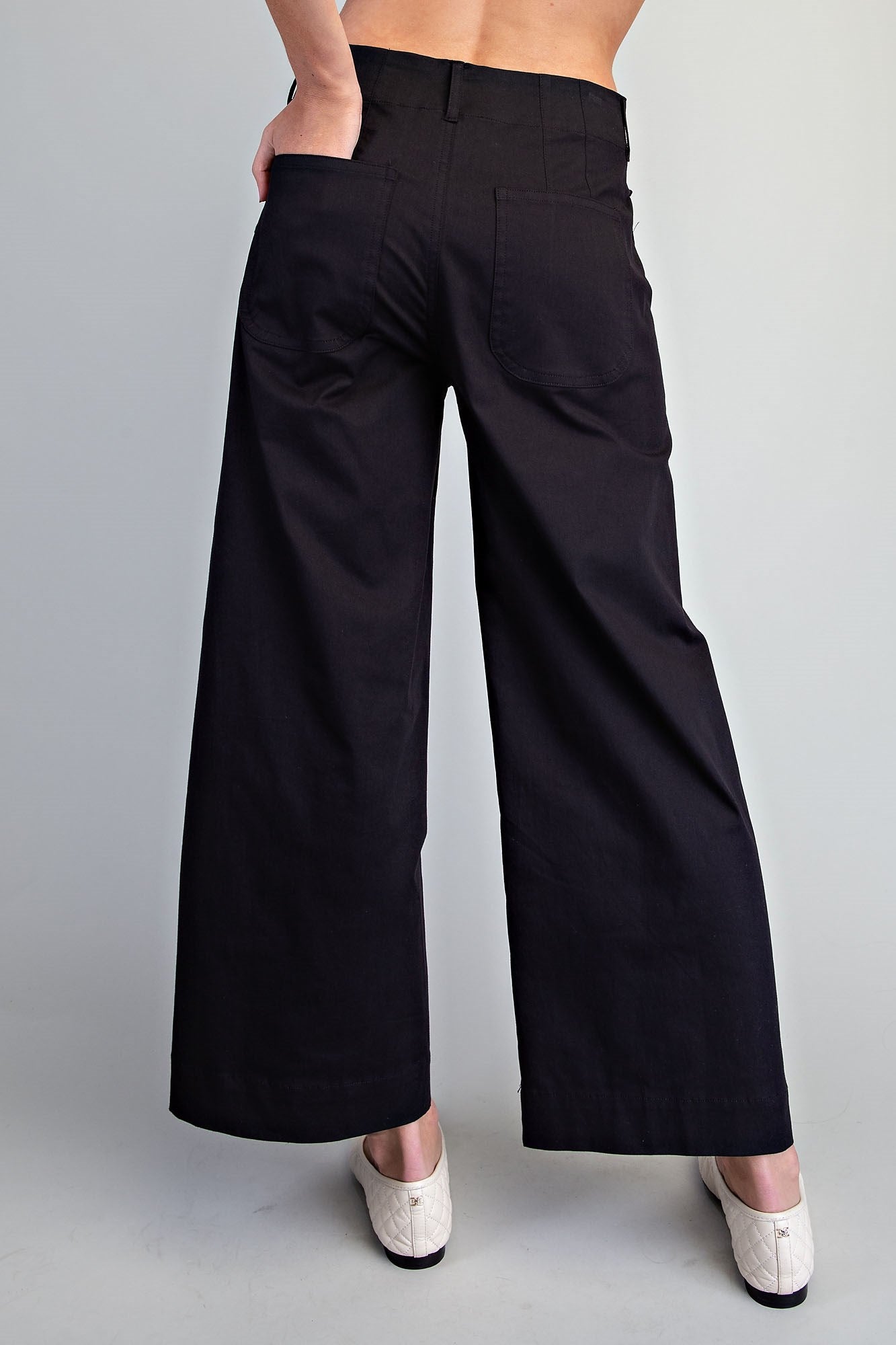 Scallop Trim Flap Pocket Pants
